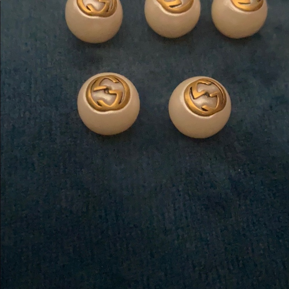 %100 Authentic Gucci pearl buttons